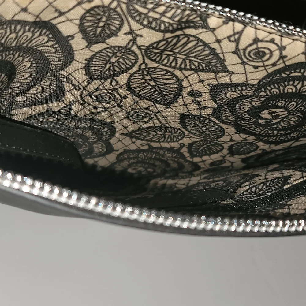 Carlos Santana Stars Clutch Purse Black & Gold - Picture 3 of 3